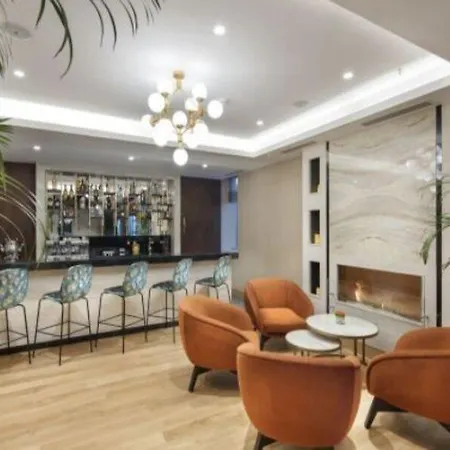 Doubletree By Hilton