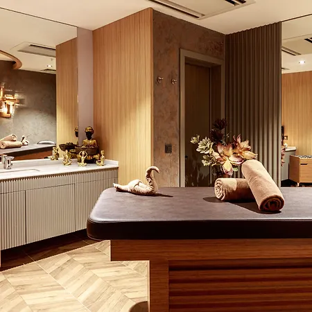 Doubletree By Hilton