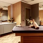 Doubletree By Hilton