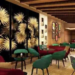 ホテル Doubletree By Hilton
