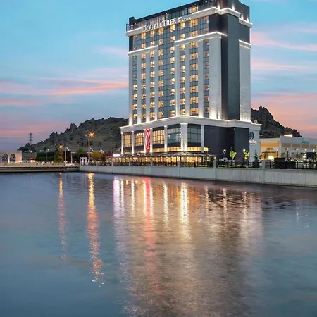 酒店 Doubletree By Hilton