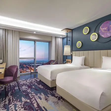 Doubletree By Hilton 아피욘