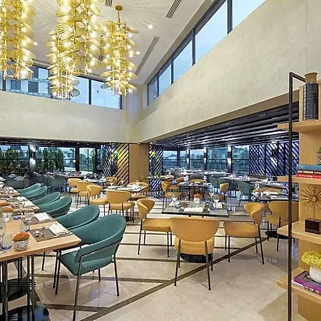 Doubletree By Hilton Hotell