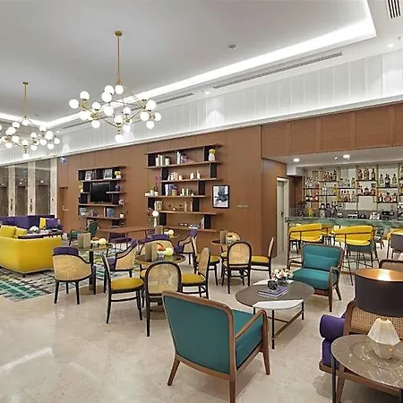 Hotell Doubletree By Hilton