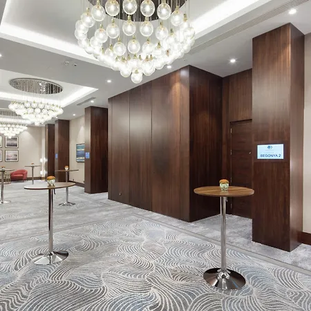Hotell Doubletree By Hilton 5*