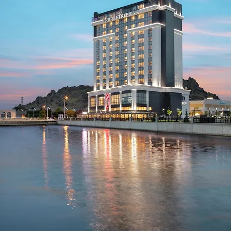 Doubletree By Hilton