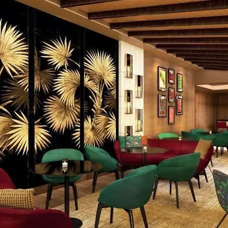 Hotell Doubletree By Hilton